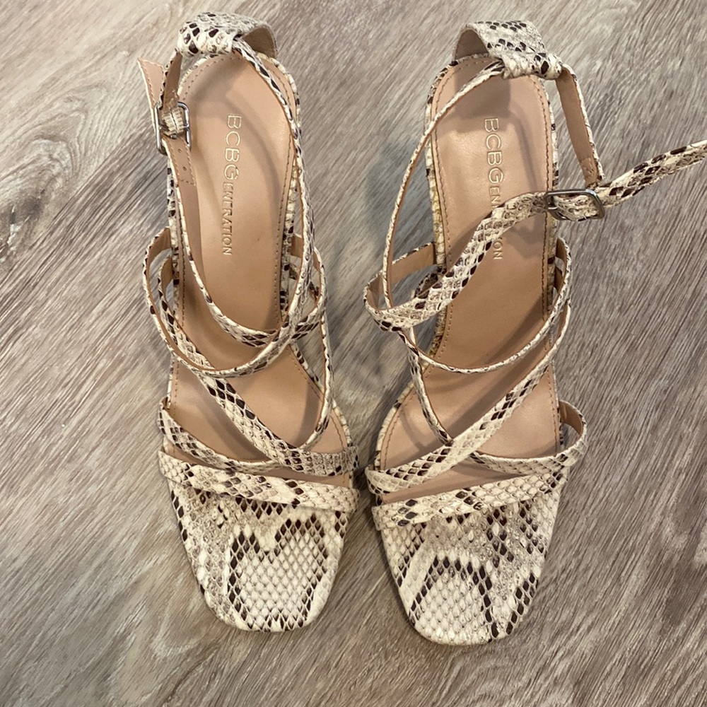 BCBGeneration Strappy Sexy Snake like Heels 8.5